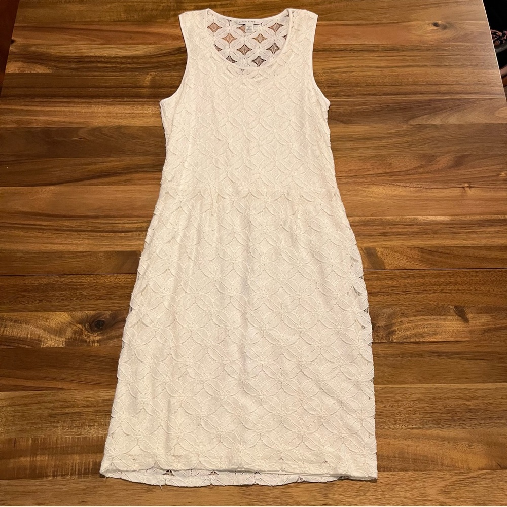 BANANA REPUBLIC White Crochet Dress